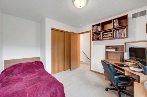 701 23rd Ave, South Saint Paul MN  55075-1322 exterior