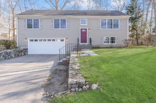 11 Wood Sorrel Trl, South Kingstown, RI 02874-2377