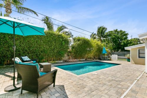 424 Gulf Rd, West Palm Beach, FL 33408-4829
