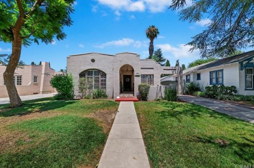 3893 Rosewood Pl, Riverside, CA 92506-0802