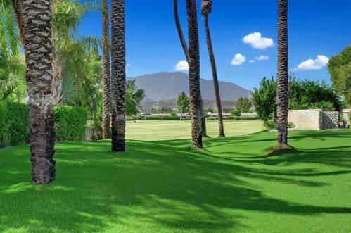 6 Eaton Ct, Rancho Mirage CA  92270-2561 exterior