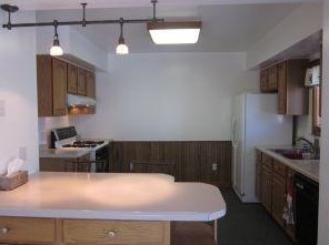 1623 12th St, Manitowoc, WI 54220-6214
