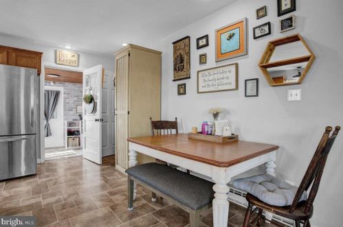 1024 Kercher Ave, Dauberville PA  19533-9389 exterior