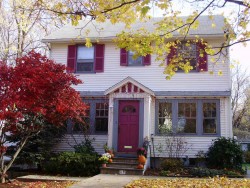 62 Grasmere St, Newton, MA 02458-2211