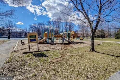 10531 Beacon Ridge Dr, Bowie MD  20721-2947 exterior