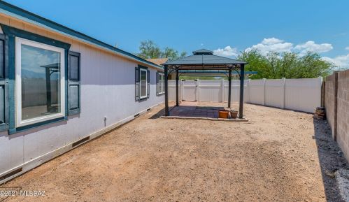 9011 Valgrind Ln, Tucson AZ  85743-7912 exterior
