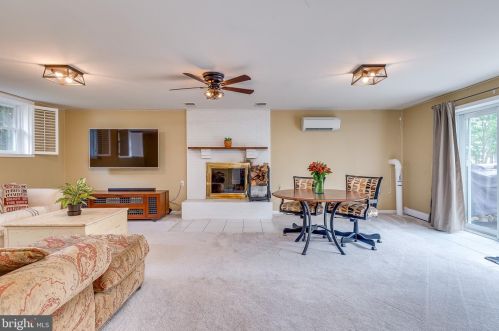 289 Packett Dr, Charles Town WV  25414-5099 exterior