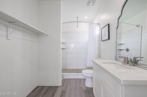 1708 5th St, Phoenix AZ  85004-2846 exterior