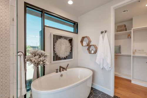 7550 Osborn Rd, Scottsdale AZ  85251-6471 exterior