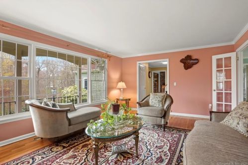 111 Little Brook Rd, New Canaan CT  06840-4917 exterior