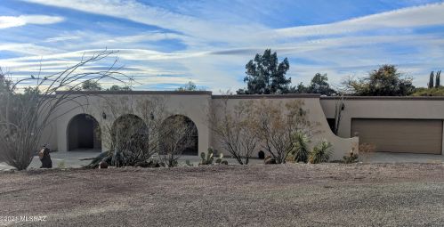 6401 Camino Katrina, Tucson, AZ 85718-2019