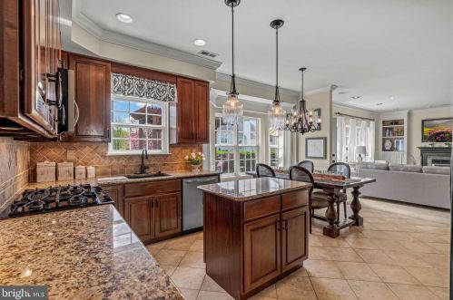 224 Shelly Dr, Collegeville PA  19426-2667 exterior