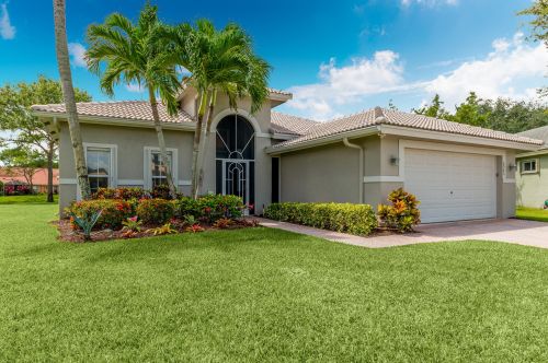 8962 Via Tuscany Dr, Boynton Beach, FL 33472-7142