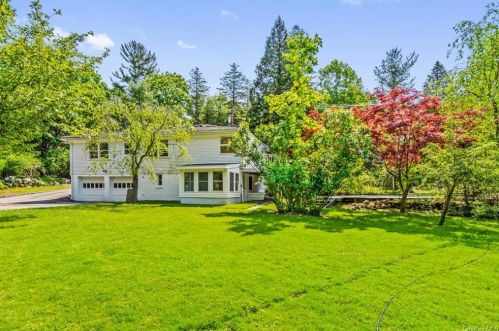 91 Lovell St, Mahopac, NY 10541-3955