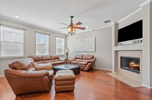 6001 Sun Ray Dr, Denton TX  76208-6823 exterior