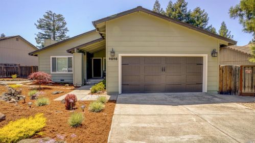 4848 Parktrail Dr, Santa Rosa, CA 95405-7955
