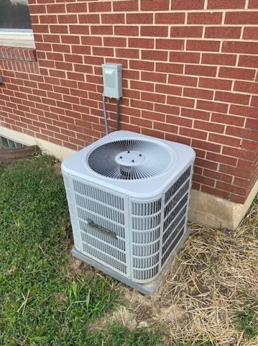 415 Dell St, Covington KY  41018-2126 exterior