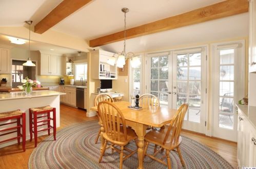 2700 El Caminito, Glendale CA 91214-2934 exterior