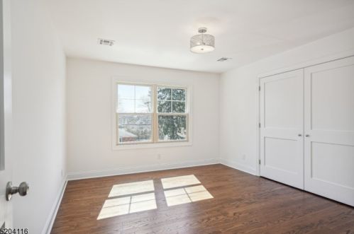 286 Washington St, Berkeley Heights NJ  07922-1123 exterior