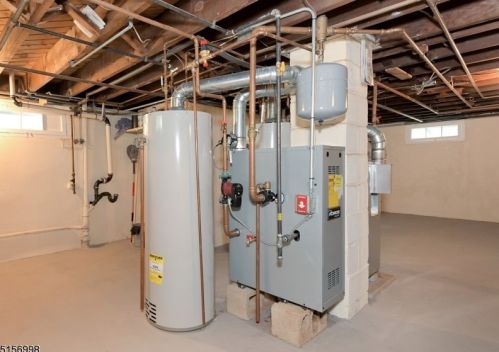 233 3 Ave, Manville NJ  08835-1314 exterior