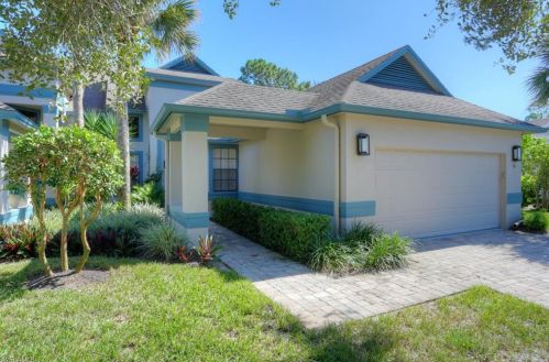 94 Water Oaks Way, Naples, FL 34105-7162