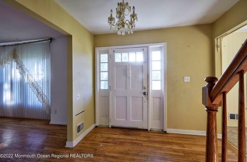 73 Hance Blvd, East Freehold, NJ 07728-1468
