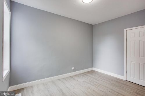 6526 Chew Ave, Philadelphia PA 19120-2332 exterior