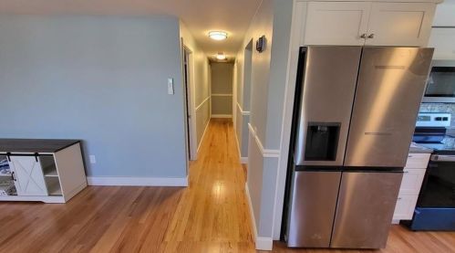 134 Maple Ave, Middletown RI  02842-4836 exterior