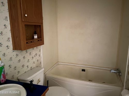 3811 Bilby Rd, Tucson AZ 85706-4506 exterior