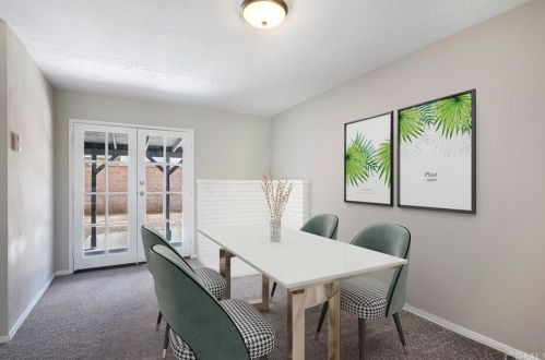 802 Avenue, Lancaster CA 93536 exterior