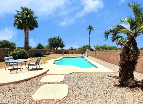 15236 Melissa Ln, Sun City, AZ 85374-4493