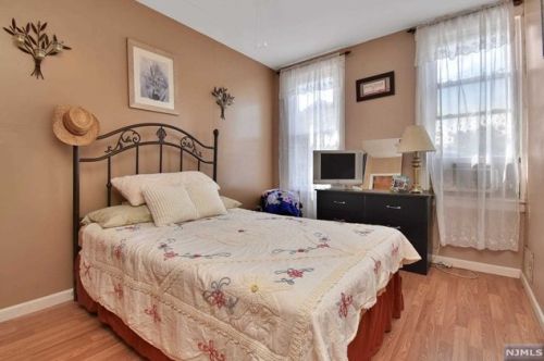 1438 Gehr Pl, North Bergen NJ  07047-2514 exterior