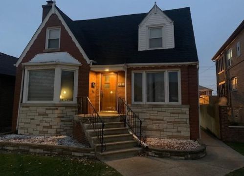 2012 Lake Ave, Whiting, IN 46394-1832