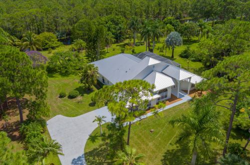 9792 Santa Monica Dr, Palm City, FL 34990-5909