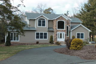 1021 Vosseller Ave, Martinsville, NJ 08836-2391
