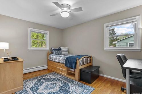 32 Mayer Dr, Airmont NY  10901-3729 exterior