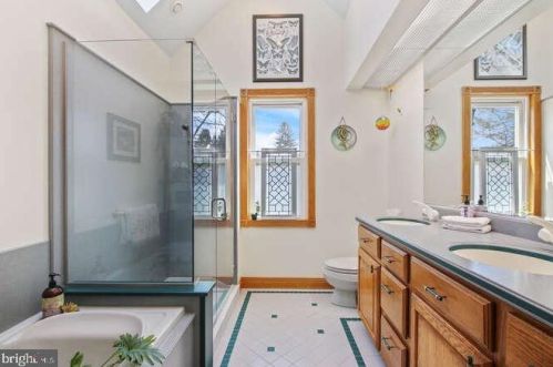 704 Berwyn Ave, Berwyn PA  19312-1714 exterior