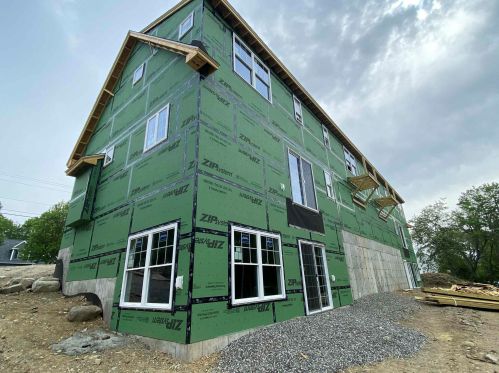 46 Lovell Rd, Stratham NH  03885-2218 exterior