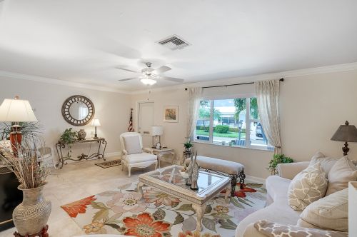 2108 22nd Ct, Boynton Beach, FL 33426-6532