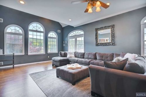 58 Finch Rd, Skyline Lakes NJ  07456-2423 exterior