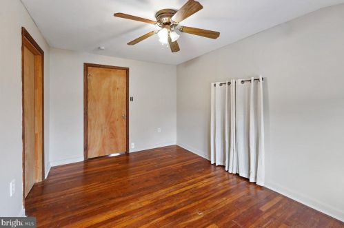 3728 Norwood Ave, Downingtown PA  19335-2048 exterior