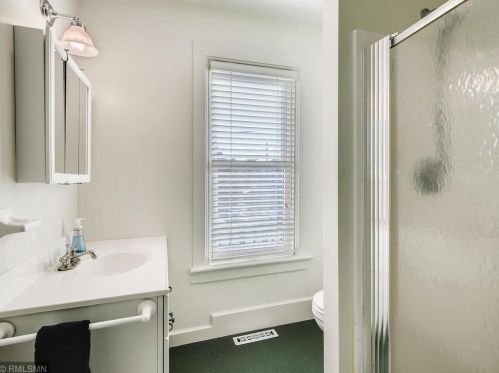 1006 3 St, Stillwater MN 55082-6220 exterior