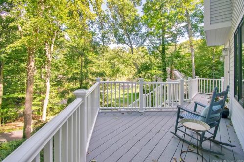 290 Dug Rd, South Glastonbury, CT 06073-2002