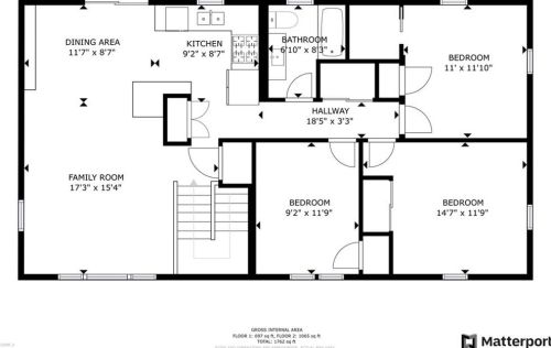 13 Larchmont Dr, Coventry RI exterior