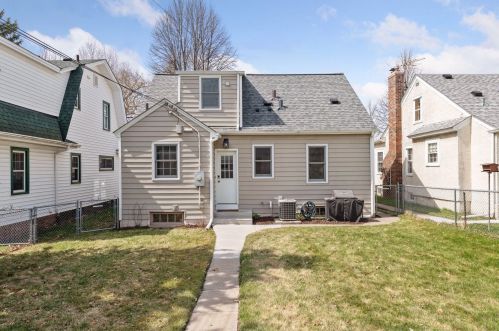 2219 Arthur St, Minneapolis MN 55418-1434 exterior