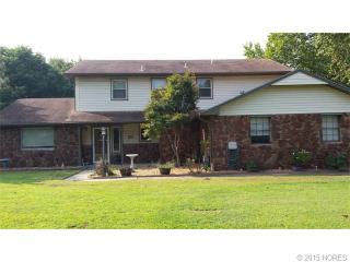 4521 Barlow Dr, Bartlesville, OK 74006-6702