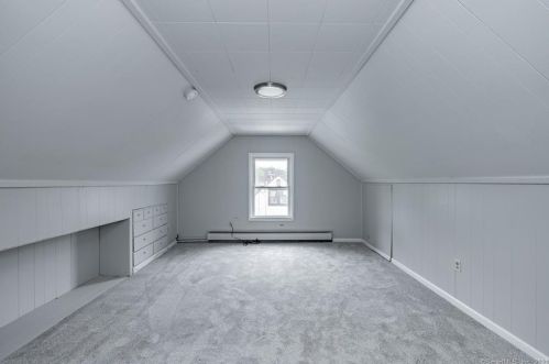 127 Sunset St, Windsor Locks CT  06096-2411 exterior