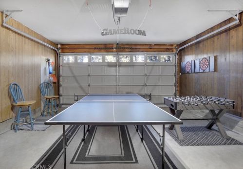 328 Big Bear Blvd, Big Bear City CA  92314 exterior