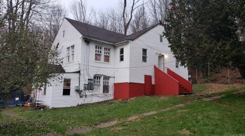 225 La Vista Dr, South Fallsburg, NY 12779-5227