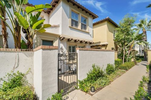 759 Valencia St, Anaheim, CA 92805-4765